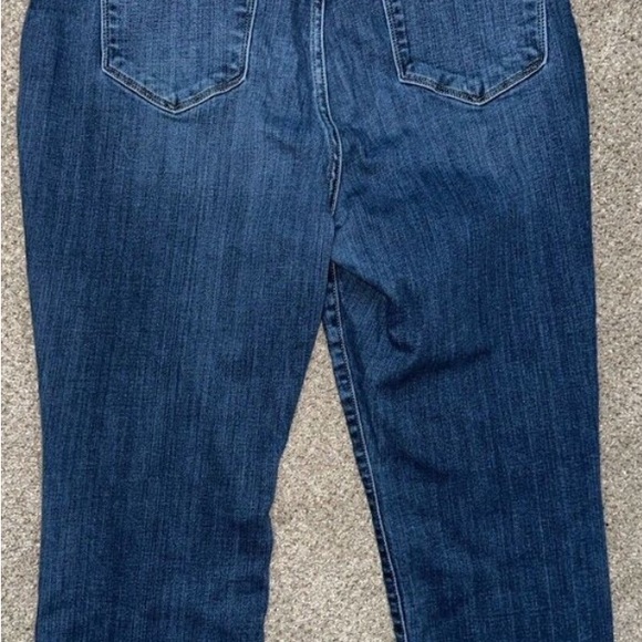 Judy Blue Boot cut jeans - Picture 3 of 4